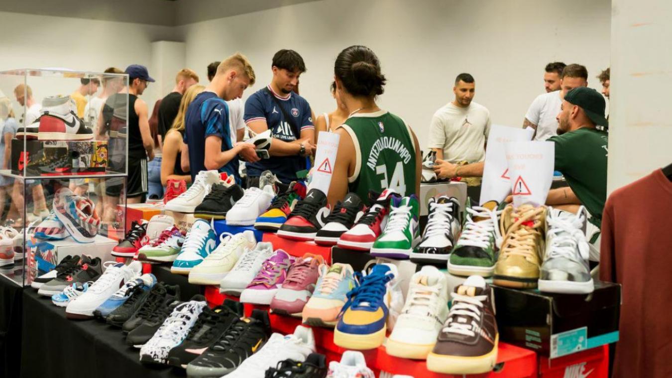 Un on sale sneaker store